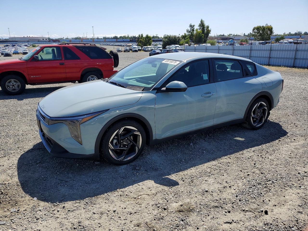 2025 Kia All other VIN 3KPFU4DE9SE007907 photo 1