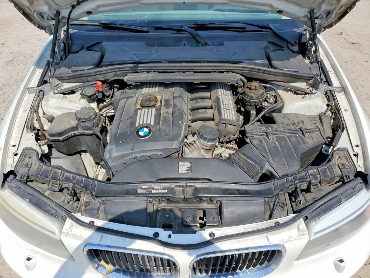 2013 BMW 1 series VIN WBAUP7C52DVP24162 photo 11