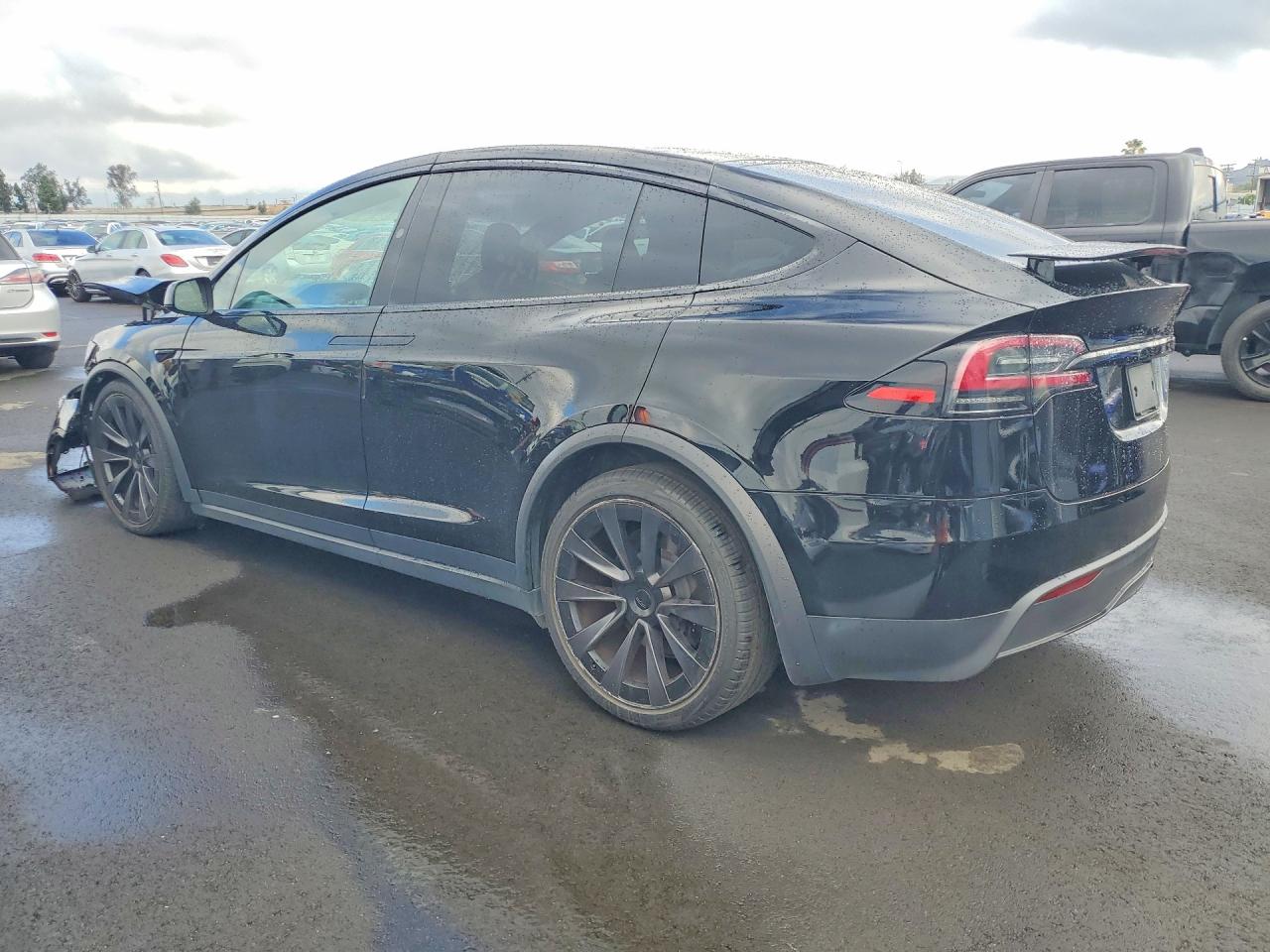 2023 TESLA Model x VIN 7SAXCBE55PF403511 photo 2