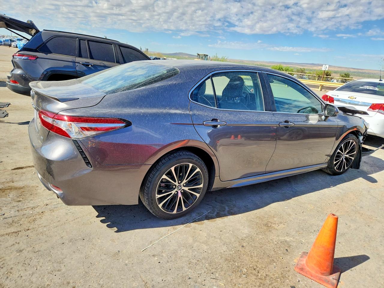 2018 Toyota Camry VIN 4T1B11HK9JU053481 photo 3