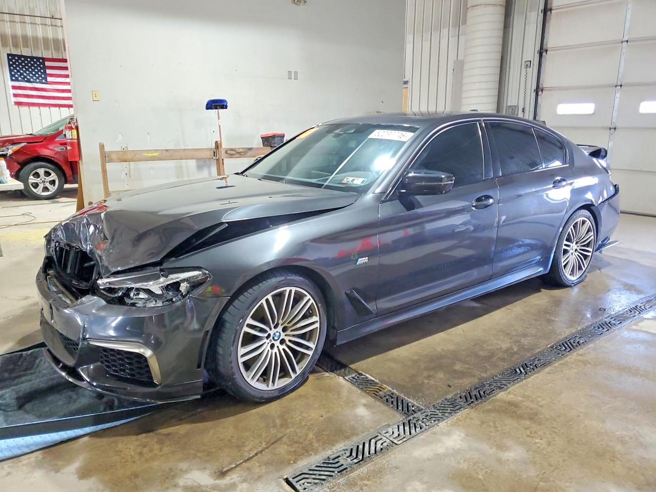 2019 BMW M5 VIN WBAJB9C50KB287502 photo 1