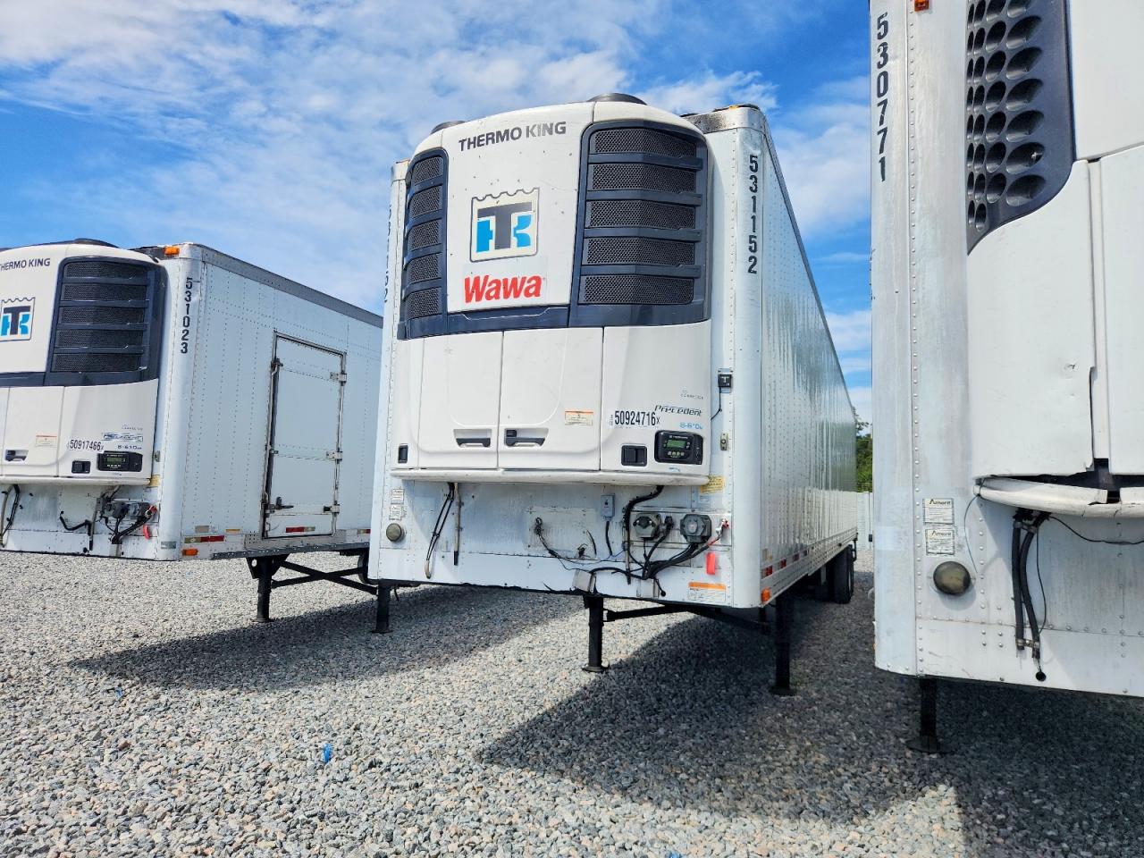 2016 UTILITY All models VIN 1UYVS2534GM544505 photo 2