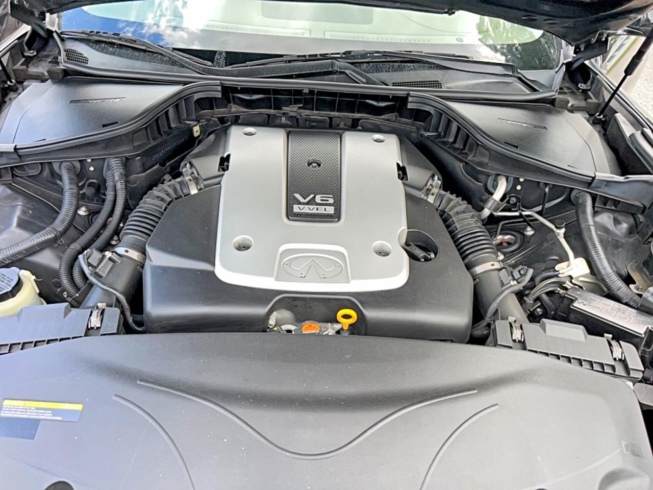 2018 INFINITI Q70 VIN JN1BY1PP0JM330471 photo 7