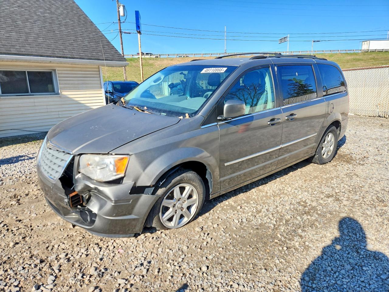 2010 Chrysler Minivan VIN 2A4RR5D17AR344911 photo 1