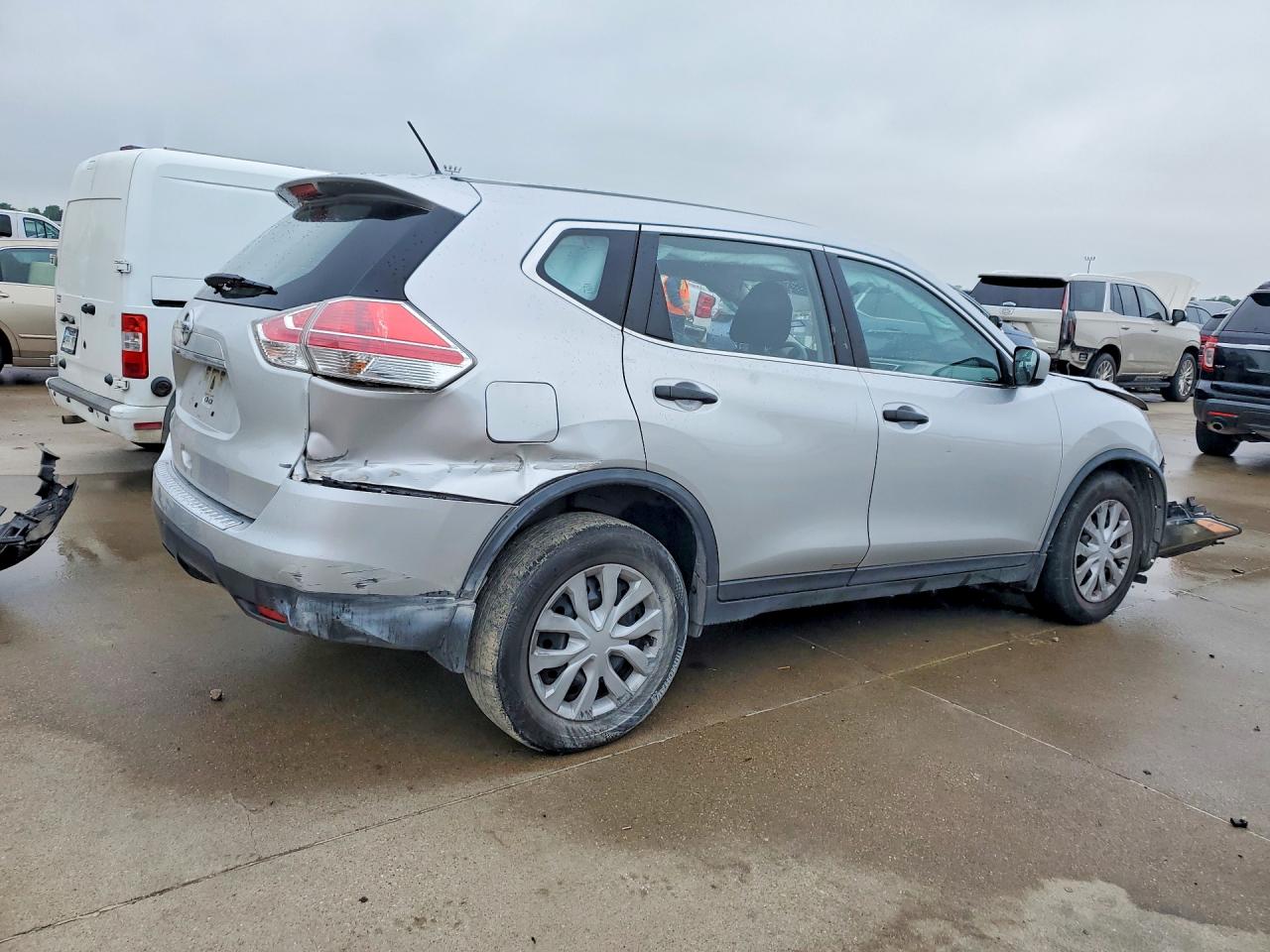 2016 NISS Rogue VIN JN8AT2MT3GW004003 photo 3