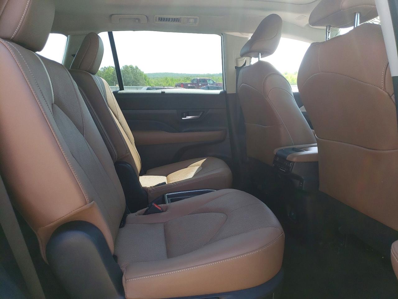 2024 Toyota All other VIN 5TDAAAB50RS052772 photo 11