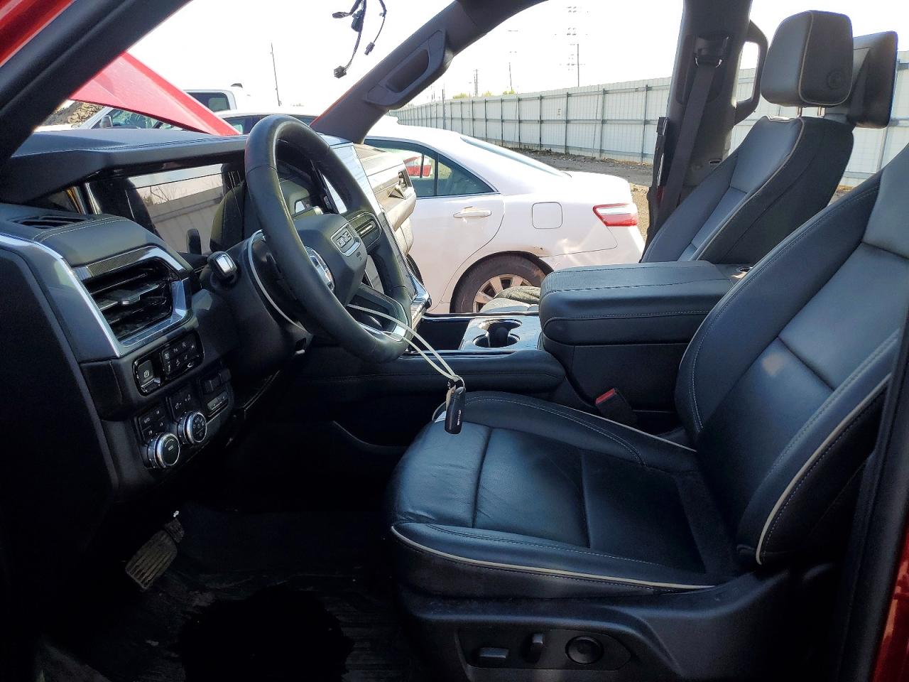 2025 GMC Yukon VIN 1GKS2GRDXSR108825 photo 7