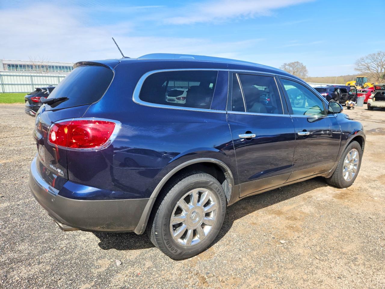 2011 Buick Enclave VIN 5GAKRBED3BJ185844 photo 3
