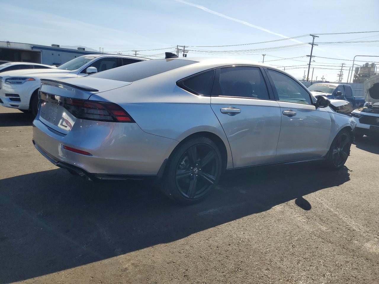 2025 Honda Accord VIN 1HGCY2F75SA043169 photo 3
