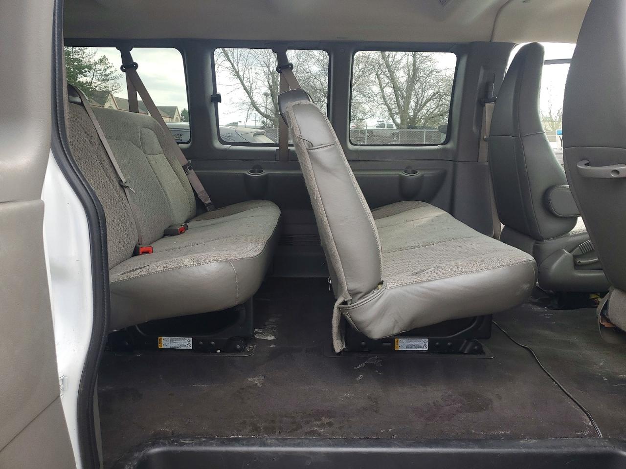 2025 Chevrolet Express VIN 1GAZGPF71S1165061 photo 11