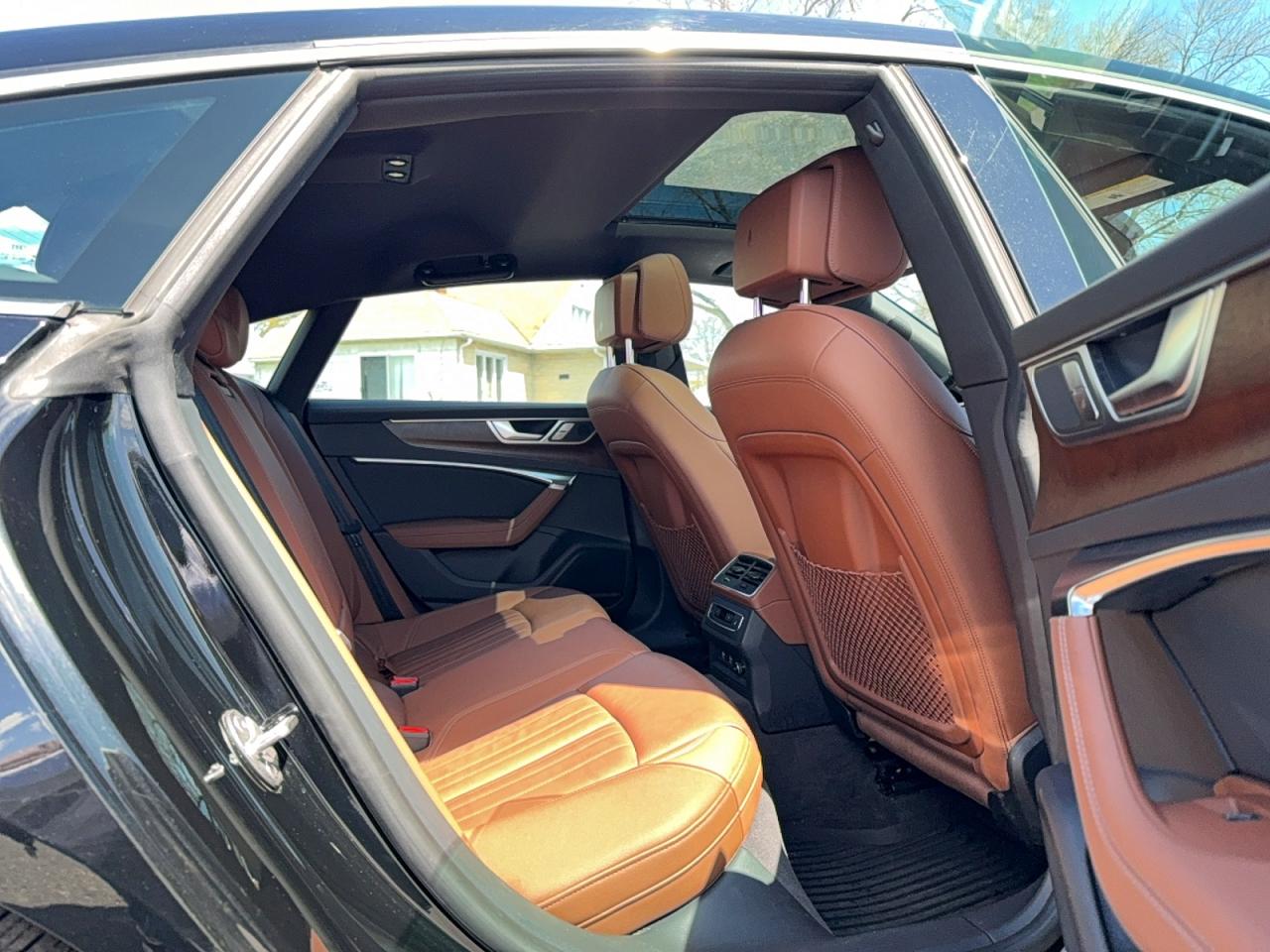 2019 Audi A7 VIN WAUR2AF25KN053408 photo 6