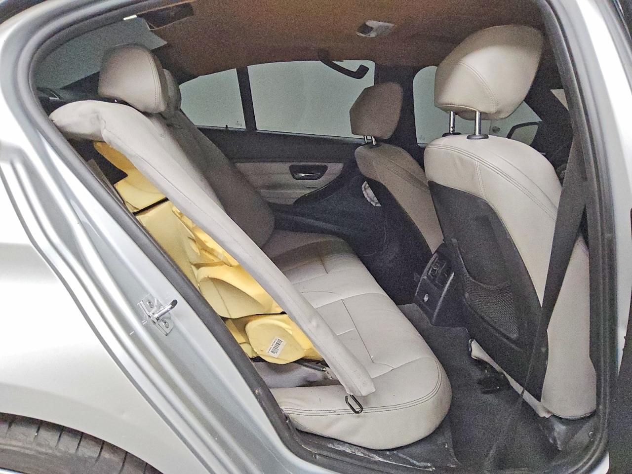 2012 BMW 3 series VIN WBA3A5G54CNP15473 photo 10