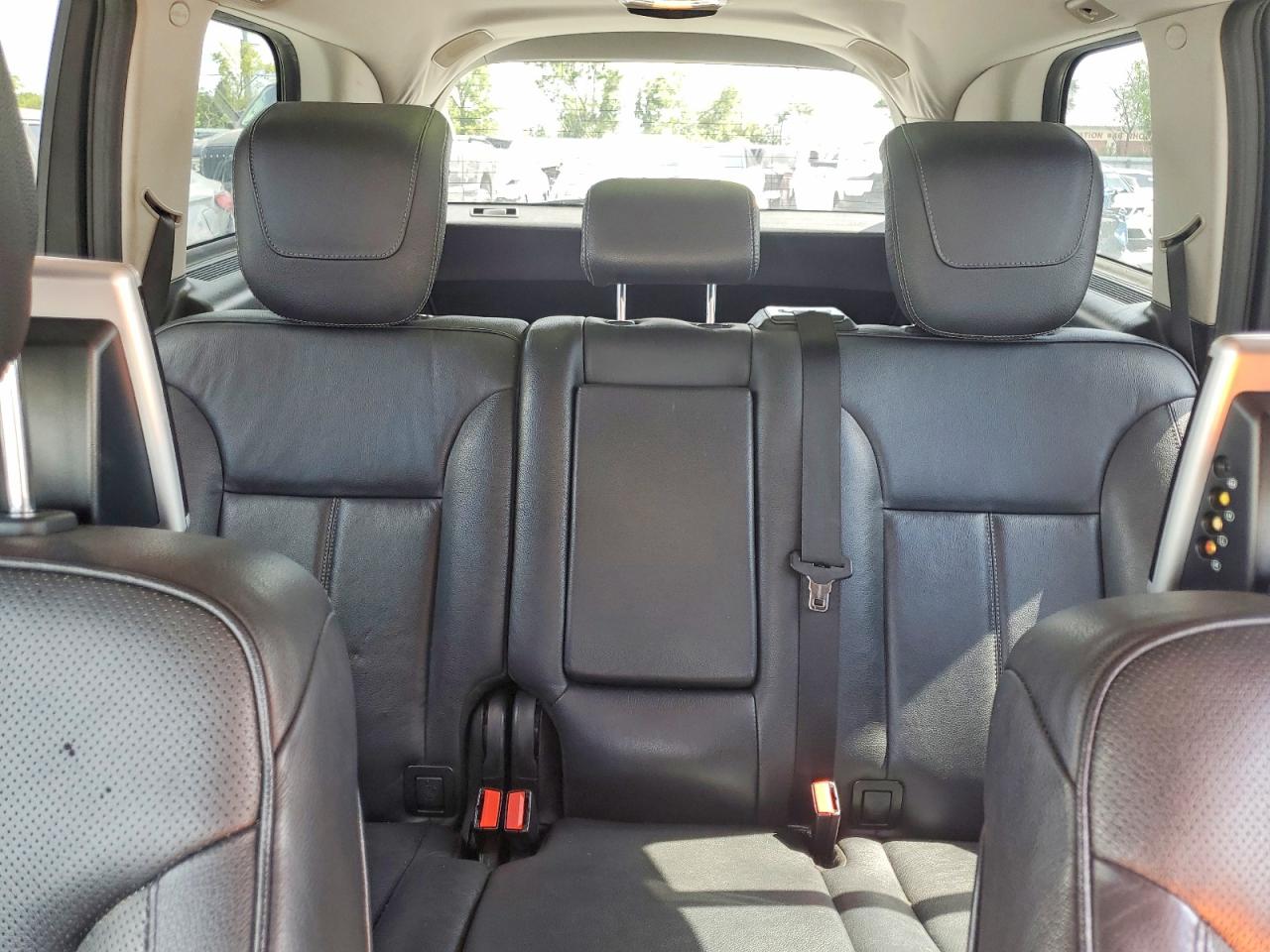 2011 Mercedes-Benz Gl-class VIN 4JGBF8GE1BA742892 photo 10