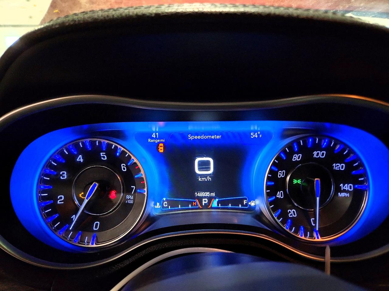 2017 Chrysler 300 VIN 2C3CCARG2HH534333 photo 9