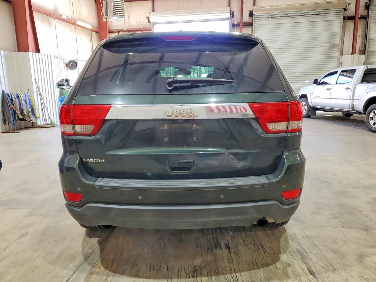 2011 Jeep Cherokee VIN 1J4RS4GG5BC545134 photo 6