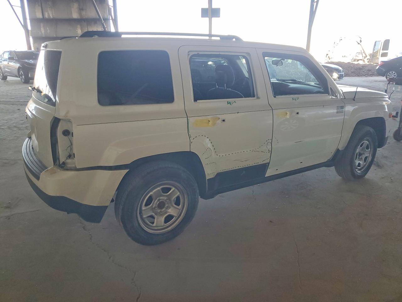 2014 Jeep Patriot VIN 1C4NJPBA5ED640738 photo 3