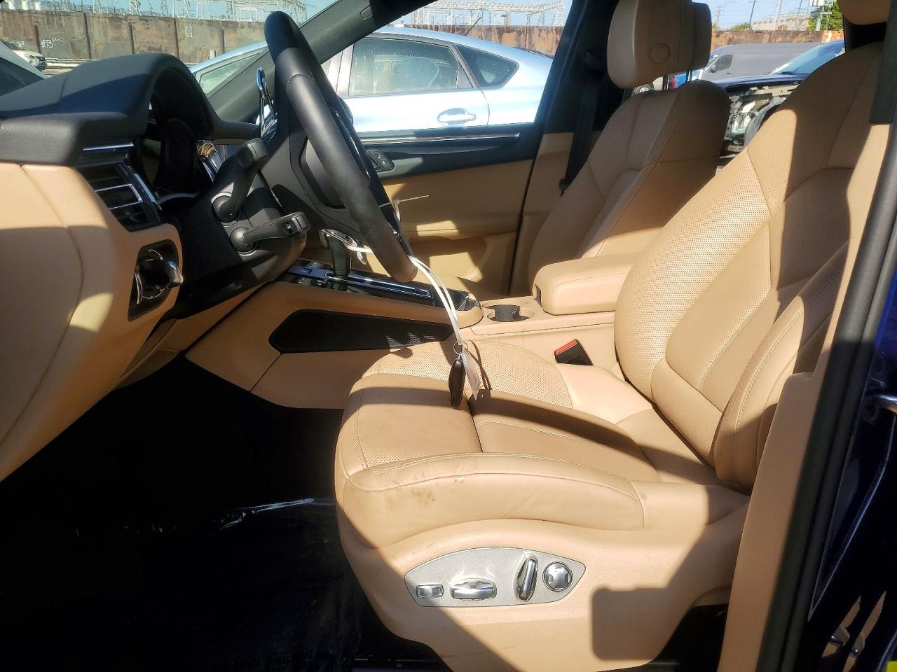 2026 Porsche Macan VIN WP1AA2A59TLB00140 photo 7