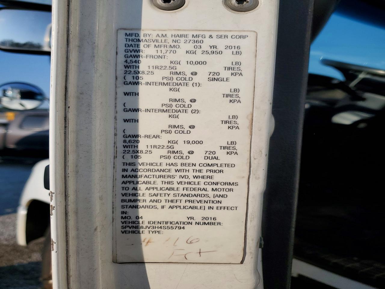 2017 HINO All models VIN 5PVNE8JV3H4S55794 photo 12