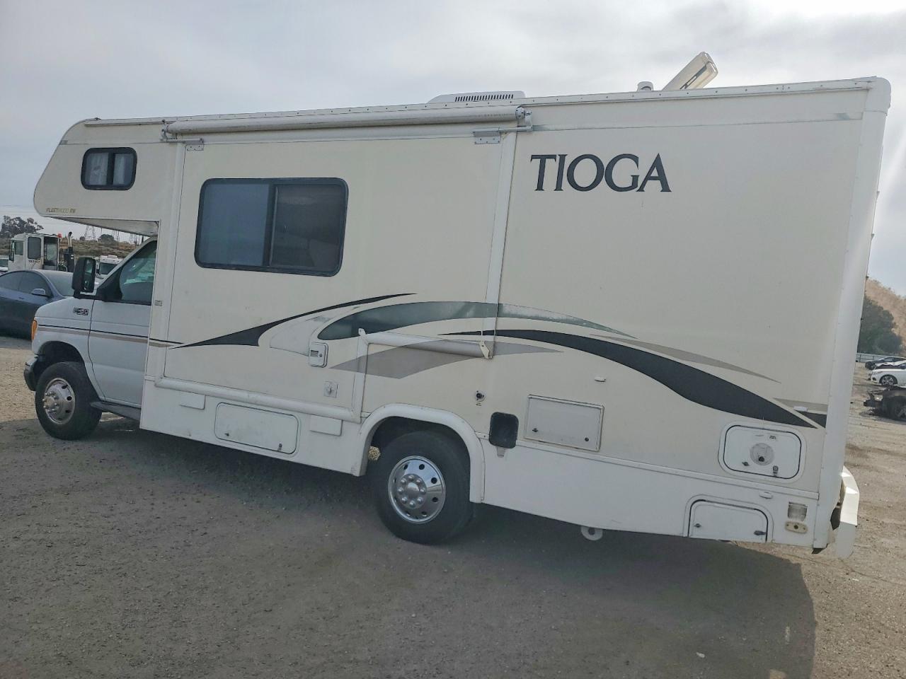2003 FLEETWOOD Econoline VIN 1FDXE45S93HA44100 photo 3