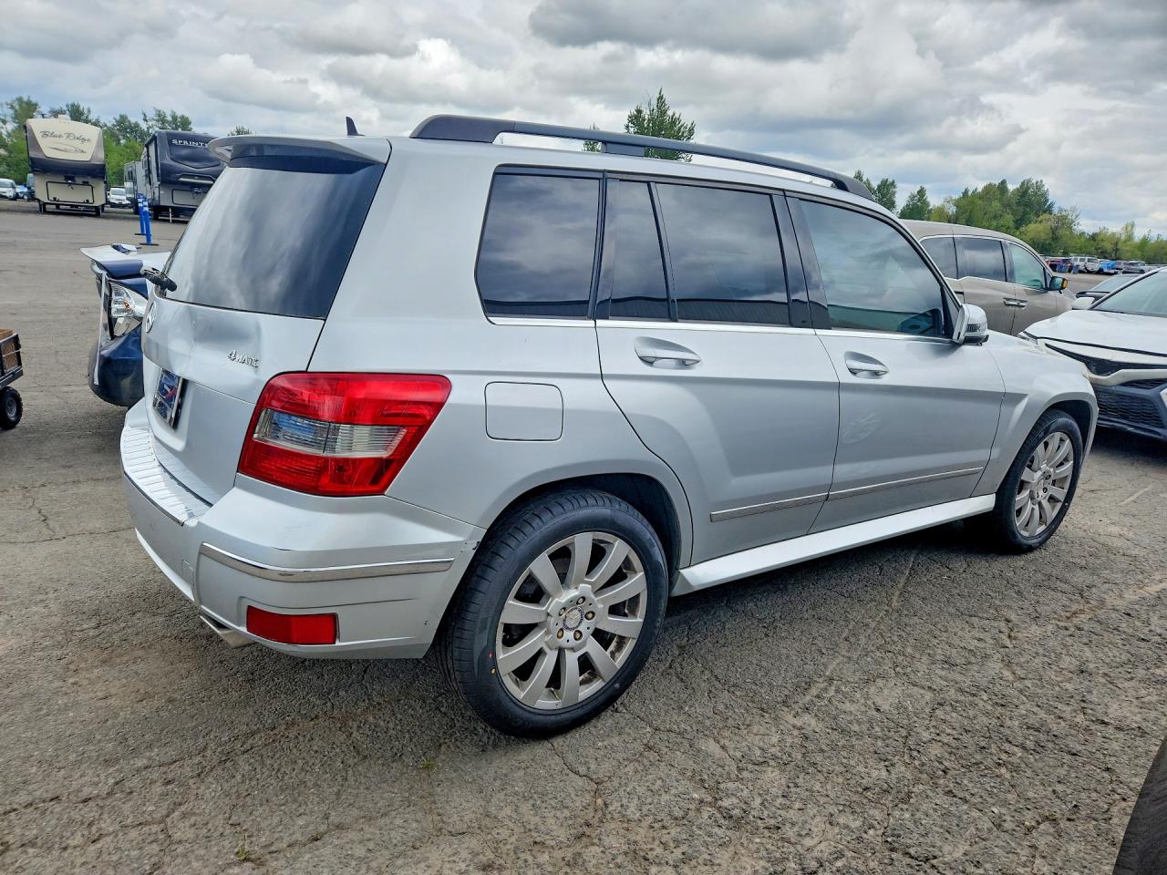 2010 Mercedes-Benz Glk-class VIN WDCGG8HB4AF465758 photo 3