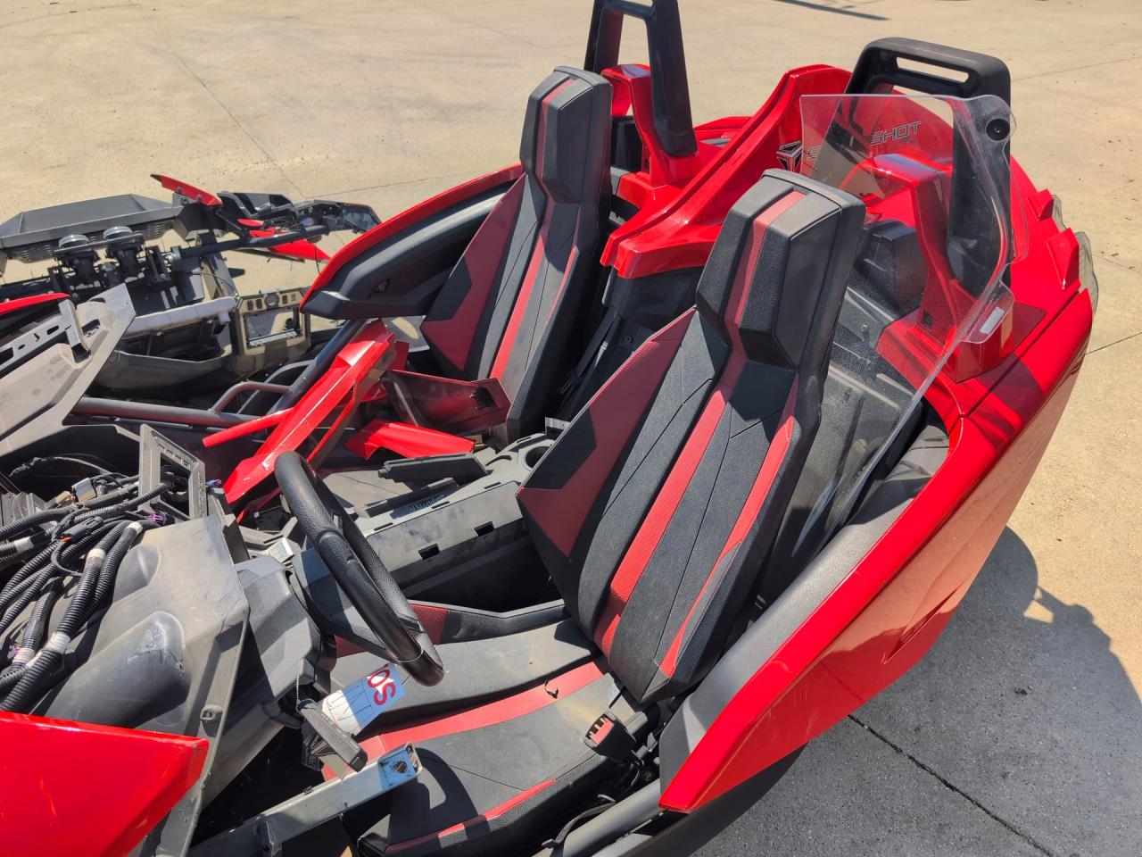 2015 POLARIS Slingshot VIN 57XAAPFA7F5100531 photo 5
