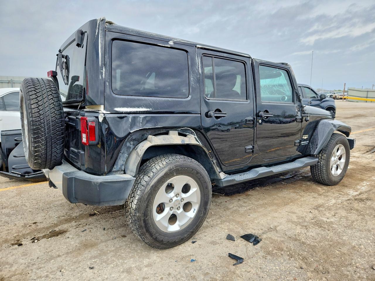 2015 Jeep Wrangler u VIN 1C4HJWEG5FL708602 photo 3