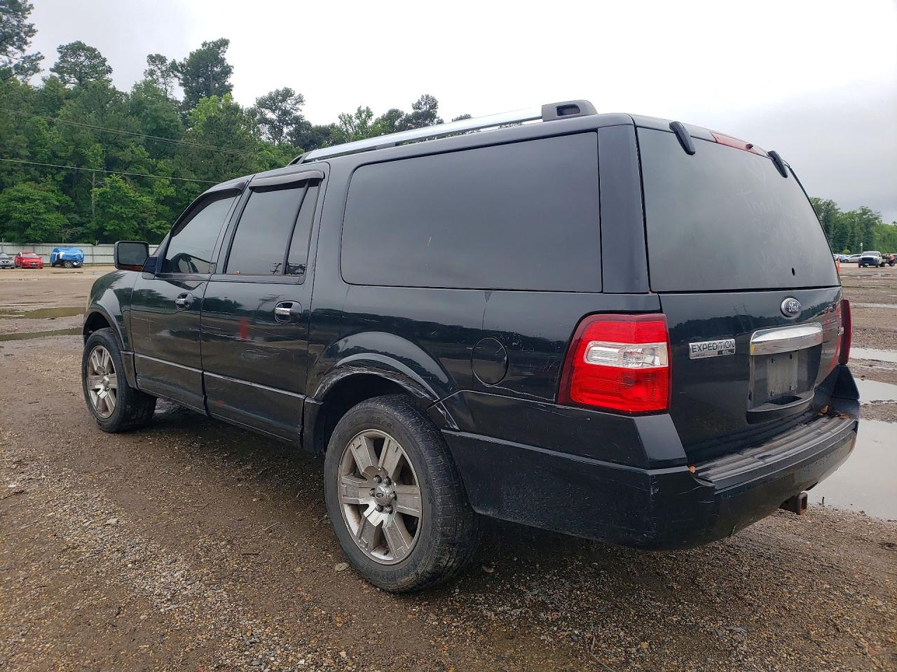 2010 Ford Expedition VIN 1FMJK1K52AEB67098 photo 2