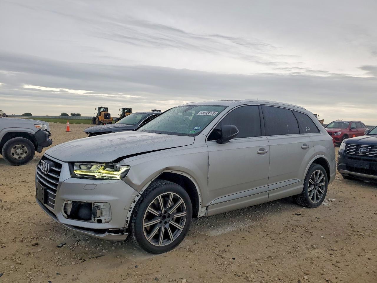 2018 Audi Q7 VIN WA1VAAF78JD048119 photo 1