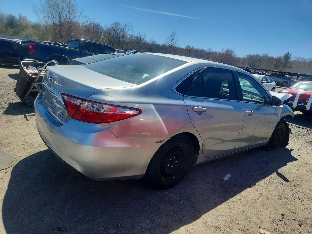 2015 Toyota Camry sola VIN 4T1BD1FK3FU166361 photo 3