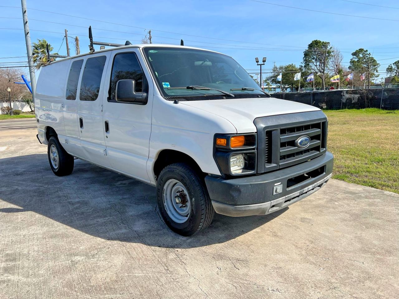 2010 Ford Econoline VIN 1FTNE2EL4ADA60332 photo 1