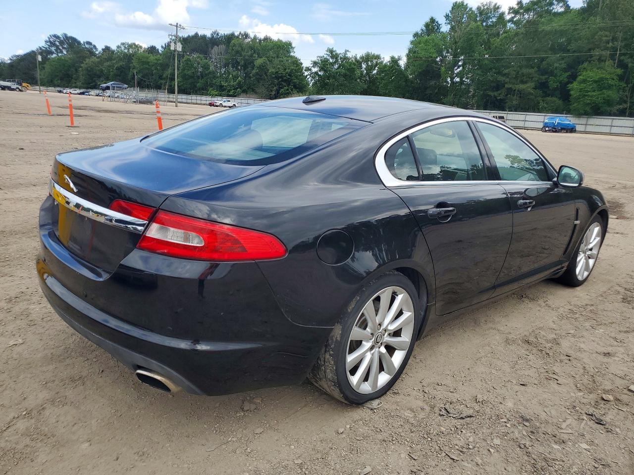 2011 Jaguar Xf VIN SAJWA0GB3BLS19102 photo 3