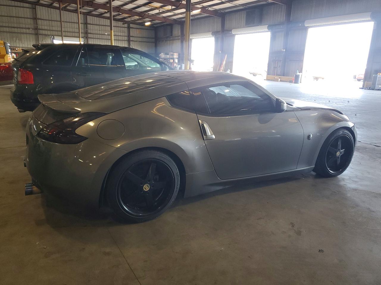 2011 Nissan 370z VIN JN1AZ4EH4BM550445 photo 3