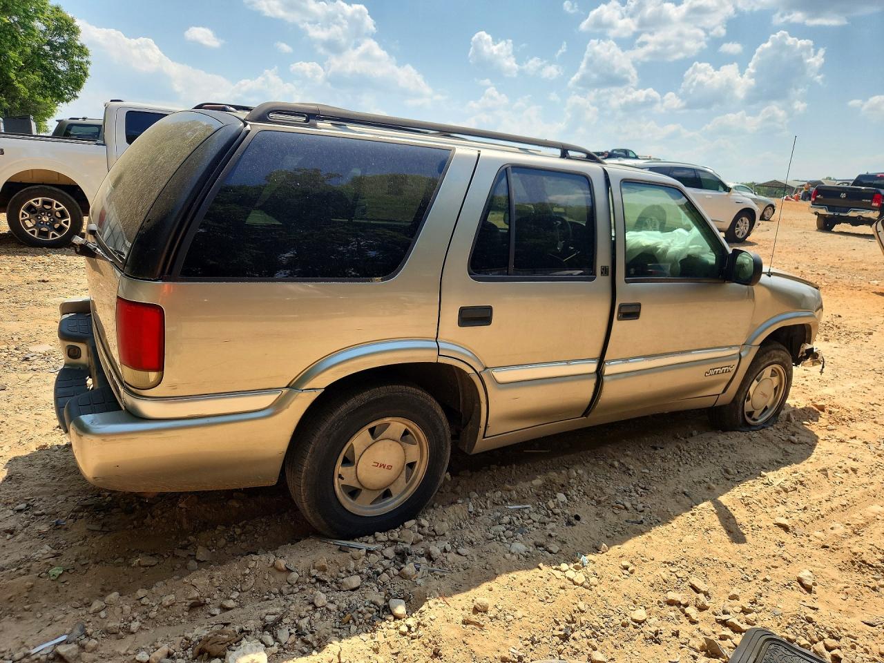 1999 GMC Jimmy VIN 1GKCS13W0X2501969 photo 3