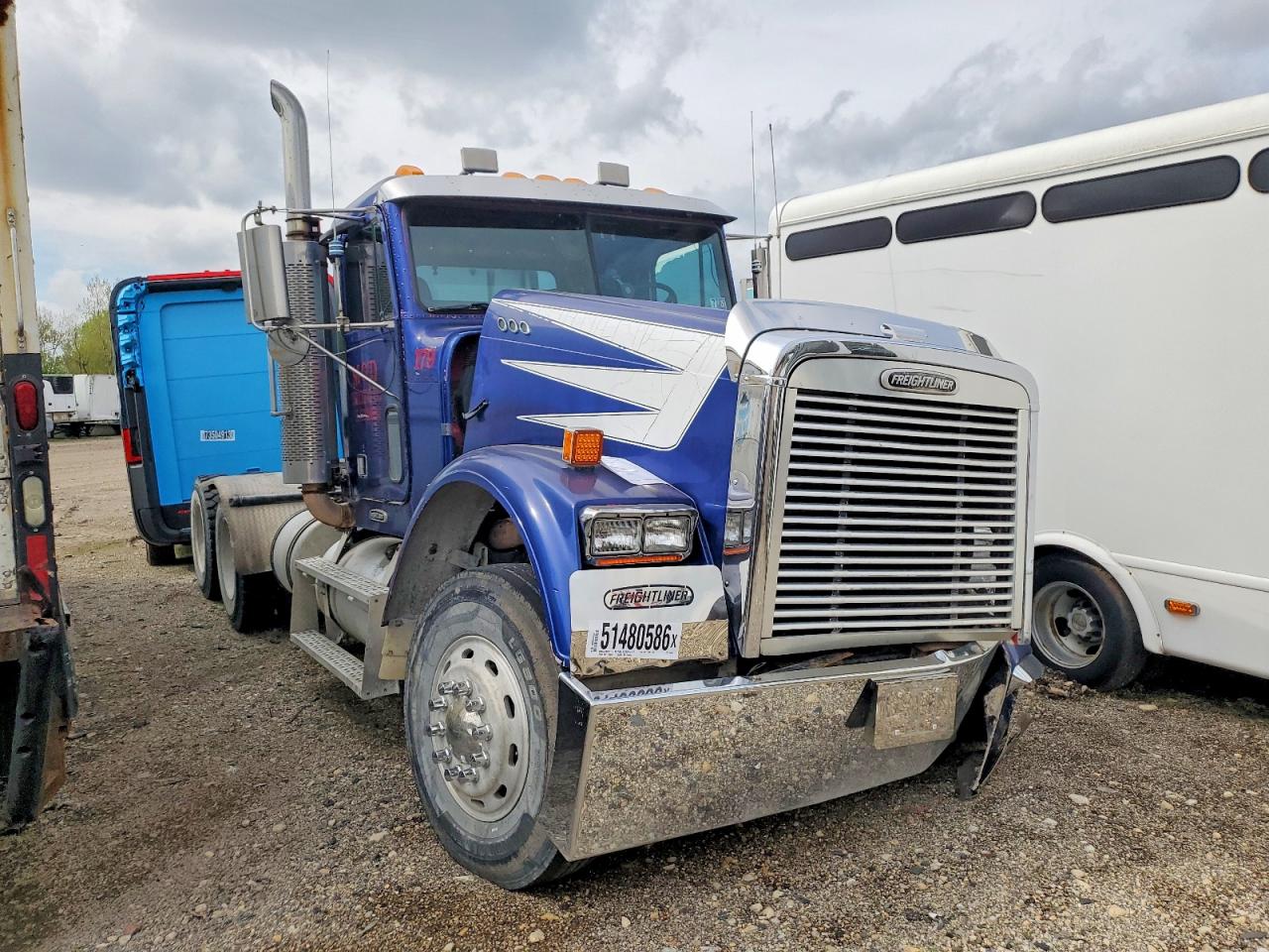 1998 FREIGHTLINER All other VIN 2FUPFEDB4WA948879 photo 1