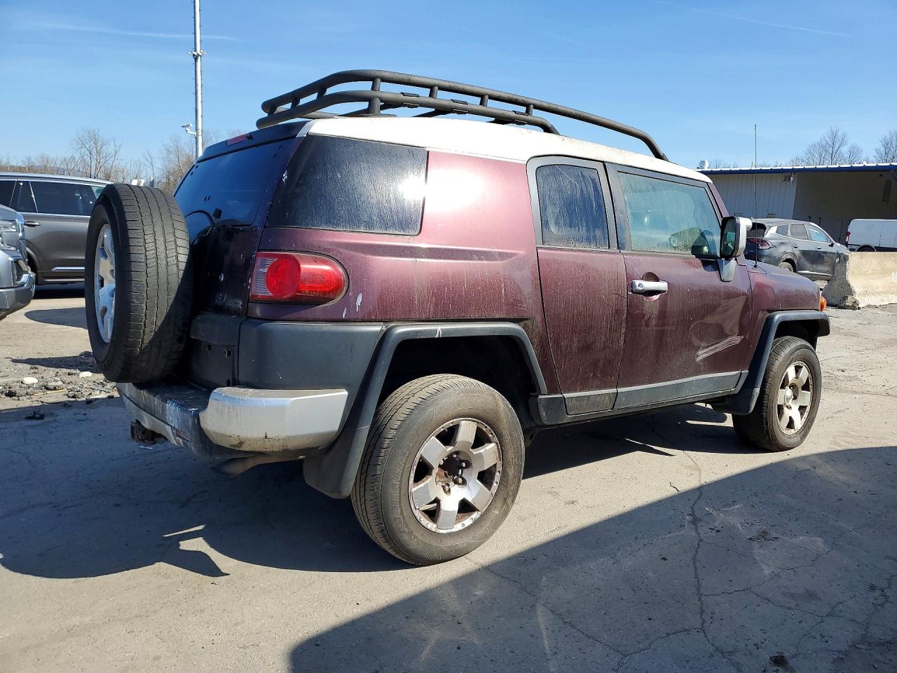 2007 Fj cruiser VIN JTEBU11F470023812 photo 3
