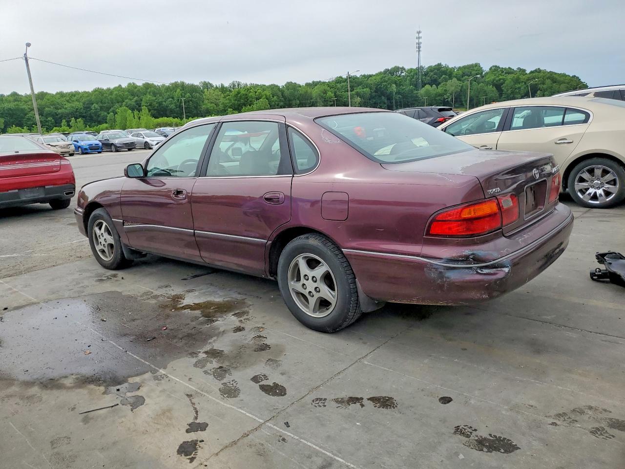 1998 Toyota Avalon VIN 4T1BF18B7WU231767 photo 2