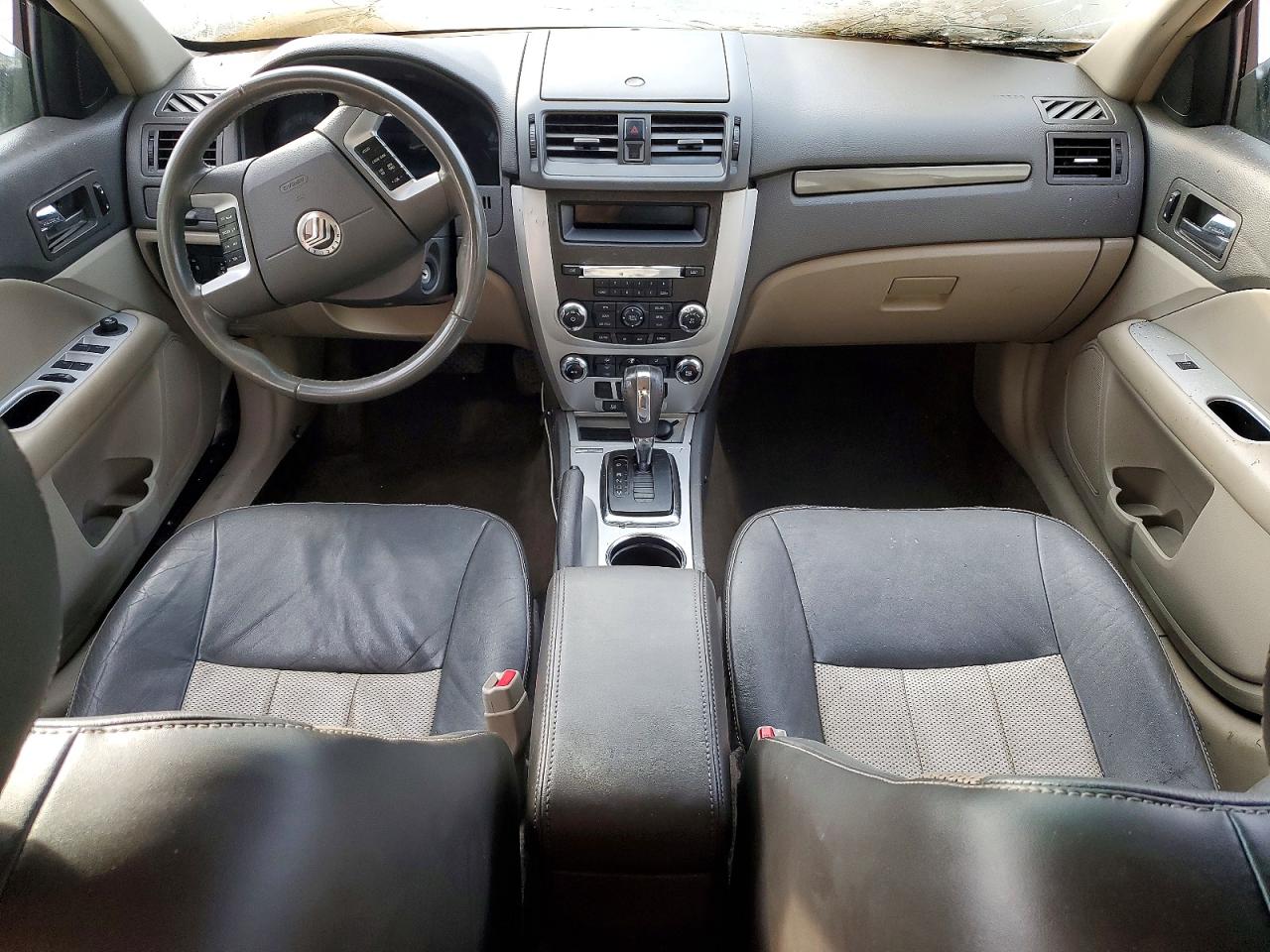 2011 Mercury Milan VIN 3MEHM0JG6BR604978 photo 8