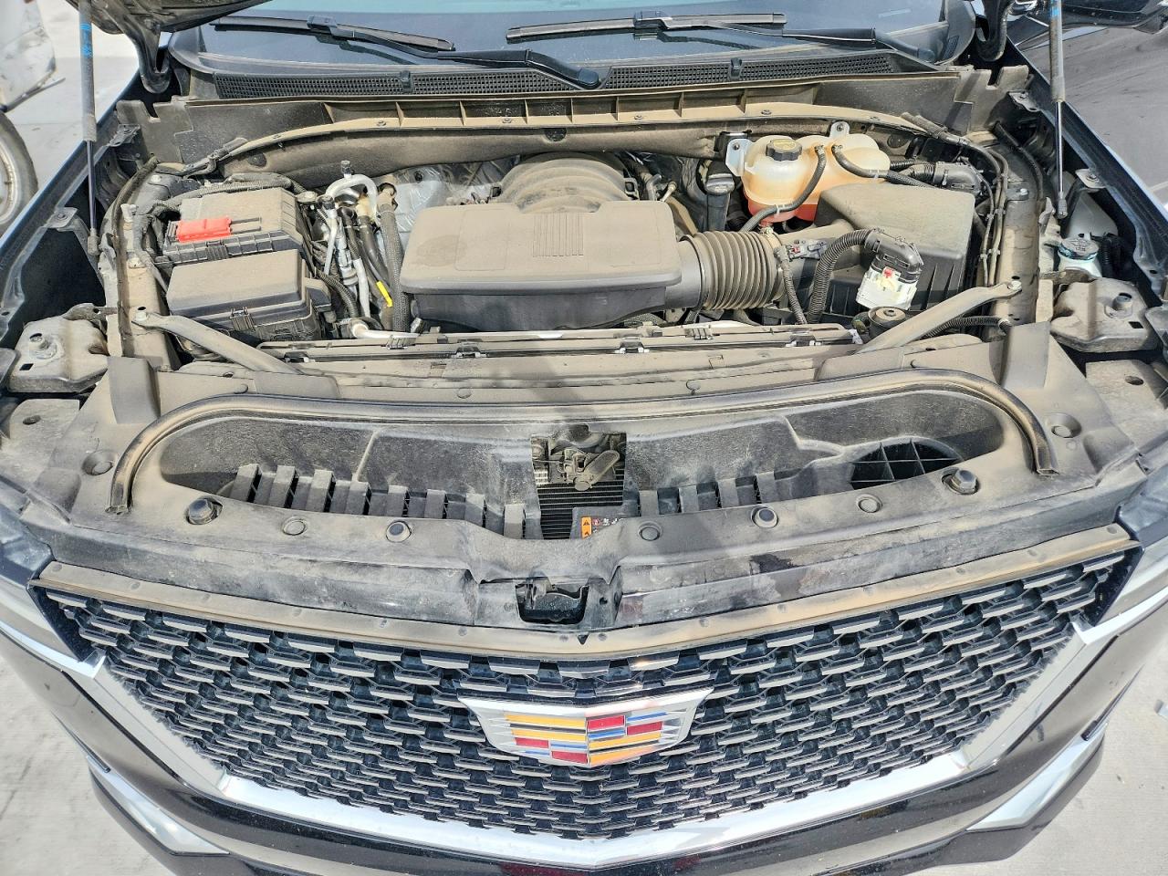 2024 Cadillac Escalade VIN 1GYS4BKL8RR372155 photo 12