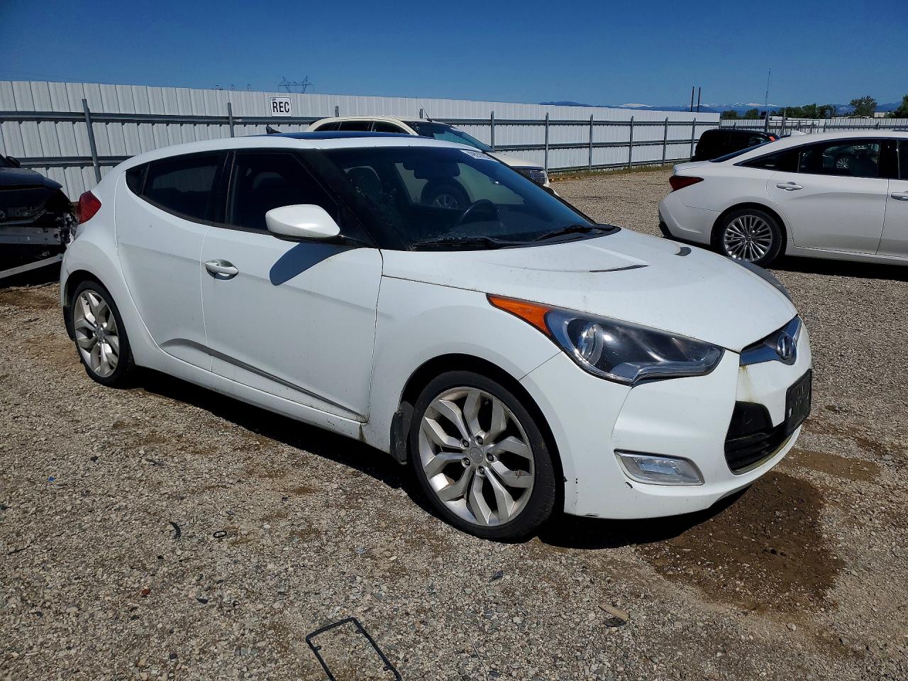 2012 Hyundai Veloster VIN KMHTC6AD9CU079332 photo 4