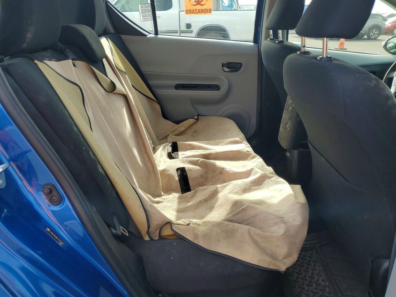 2012 Toyota Prius c th VIN JTDKDTB30C1515343 photo 10