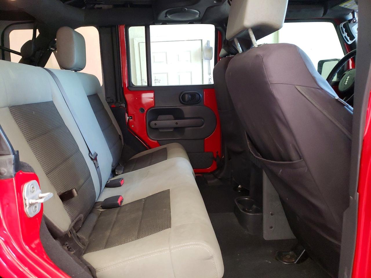 2009 Jeep Wrangler / VIN 1J4GA39179L728851 photo 11