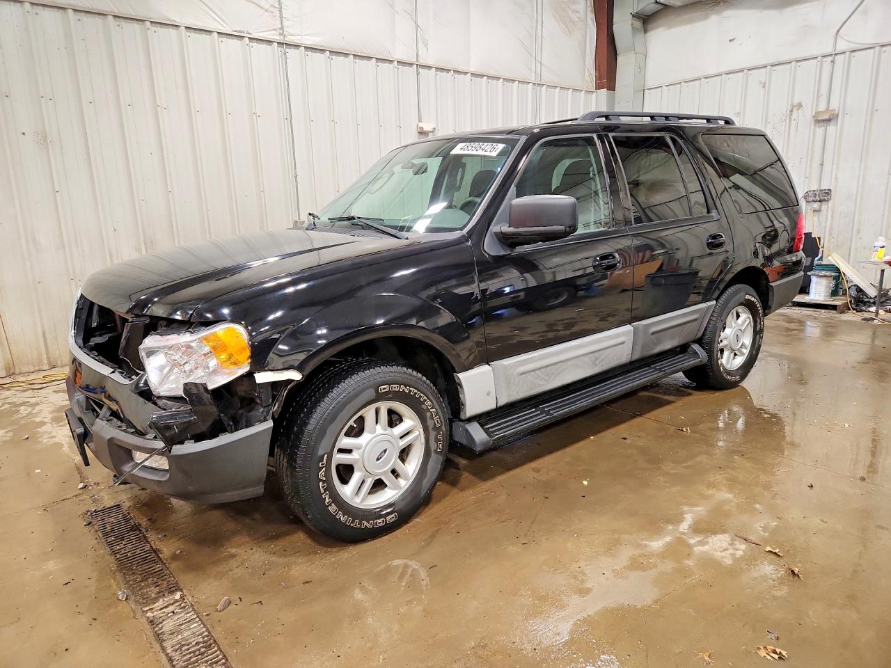 2005 Ford Expedition VIN 1FMPU16515LA44585 photo 1