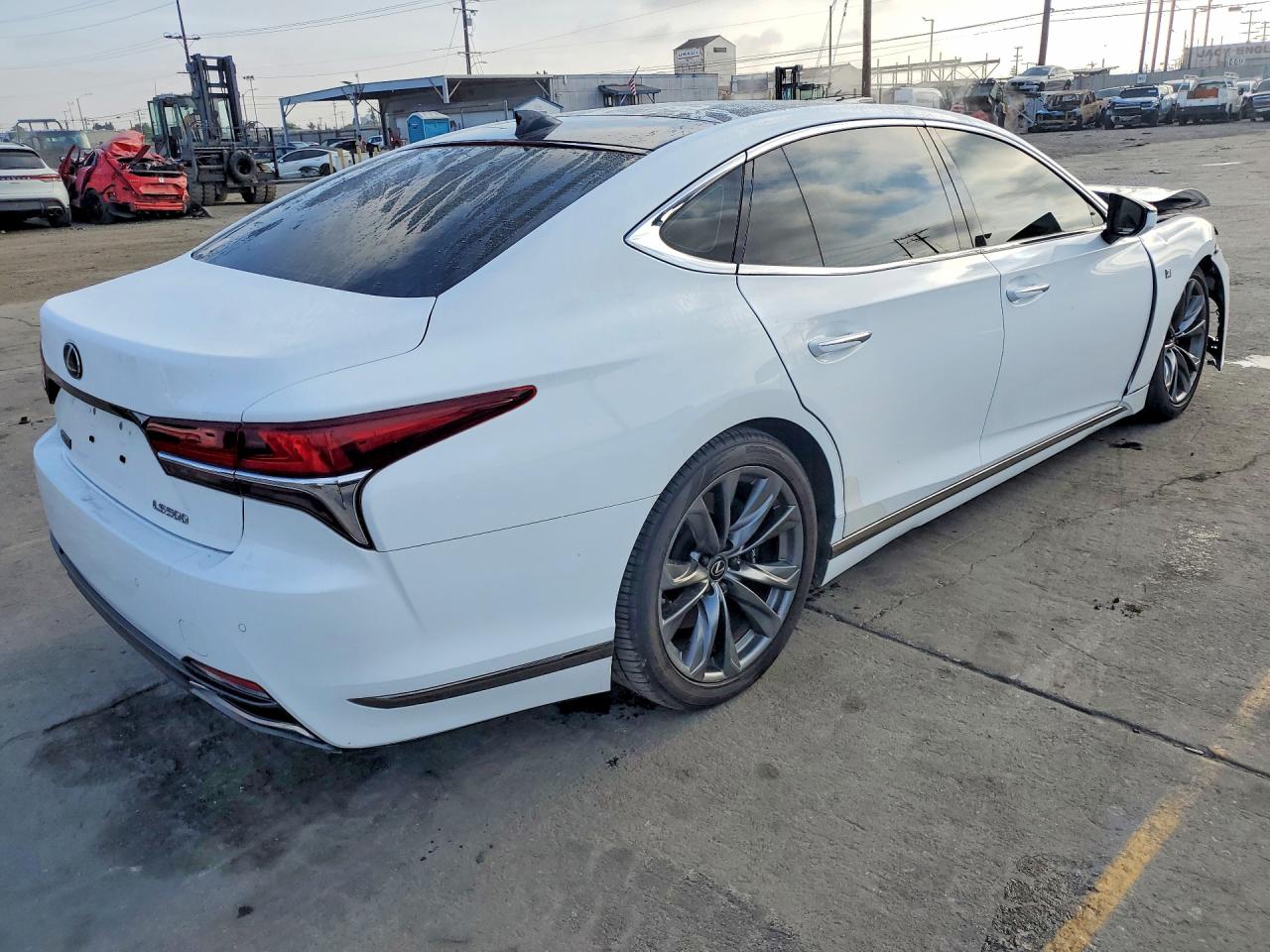 2018 Lexus Ls500 VIN JTHB51FF4J5000484 photo 3