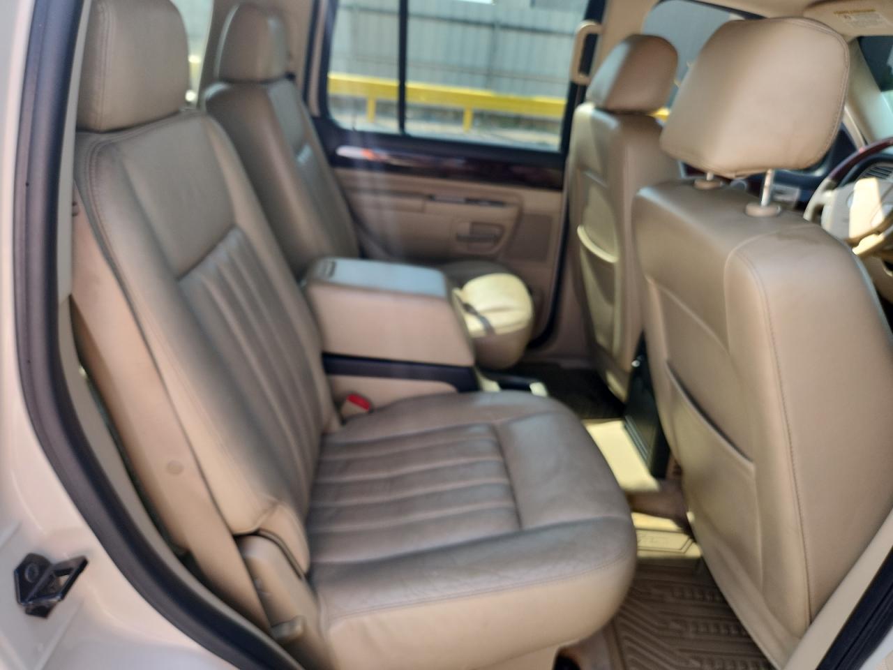 2005 Lincoln Aviator VIN 5LMEU68H65ZJ19092 photo 11