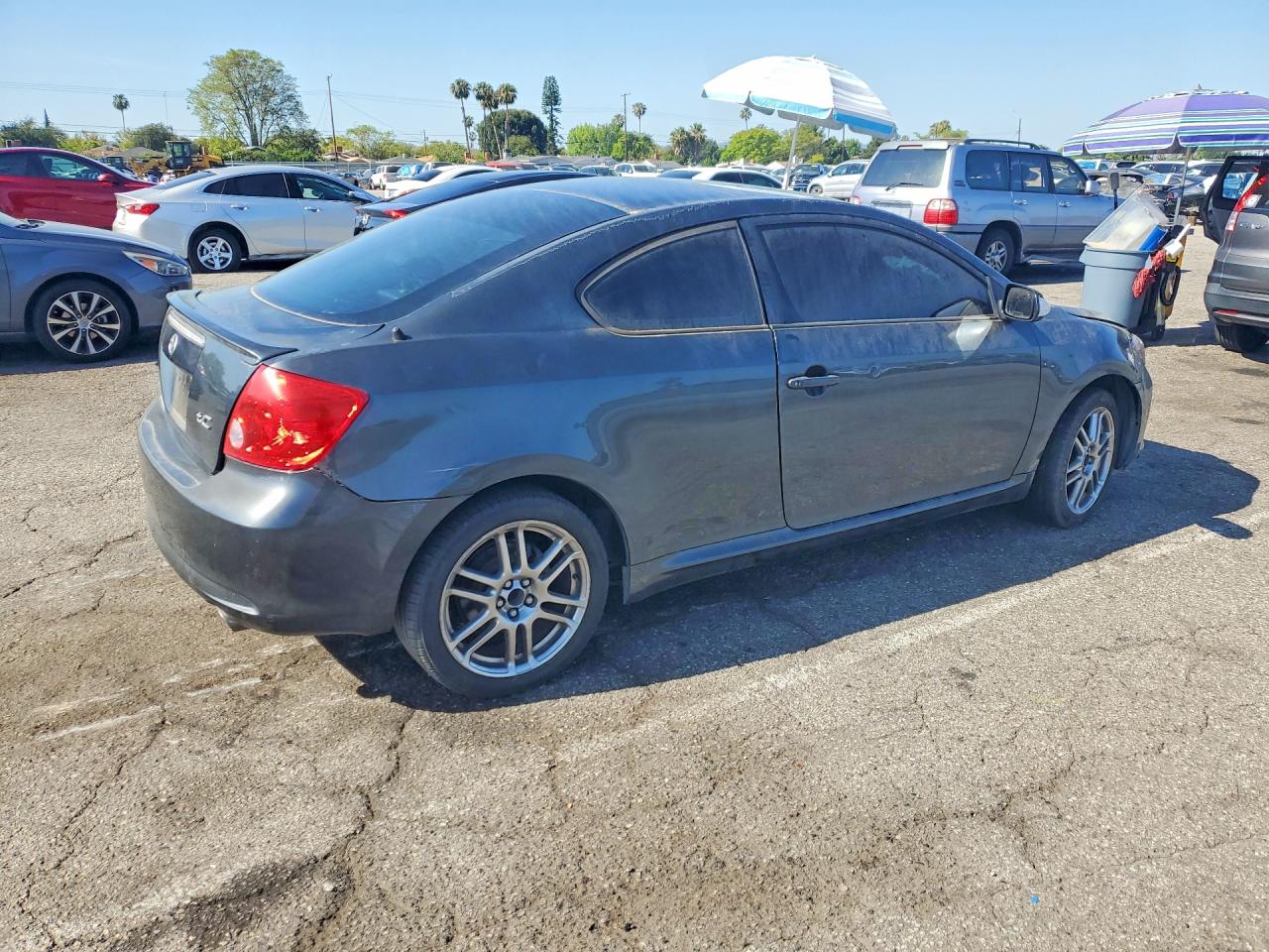 2006 SCION Tc VIN JTKDE167060127197 photo 3