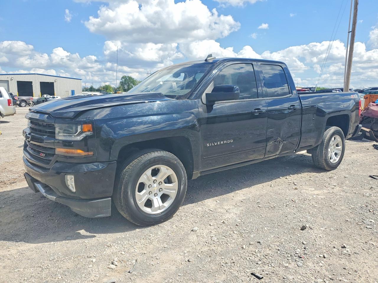 2017 Chevrolet All models VIN 1GCVKREC9HZ117946 photo 1