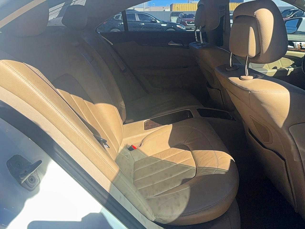 2012 Mercedes-Benz Cls-class VIN WDDLJ7DB6CA011054 photo 6