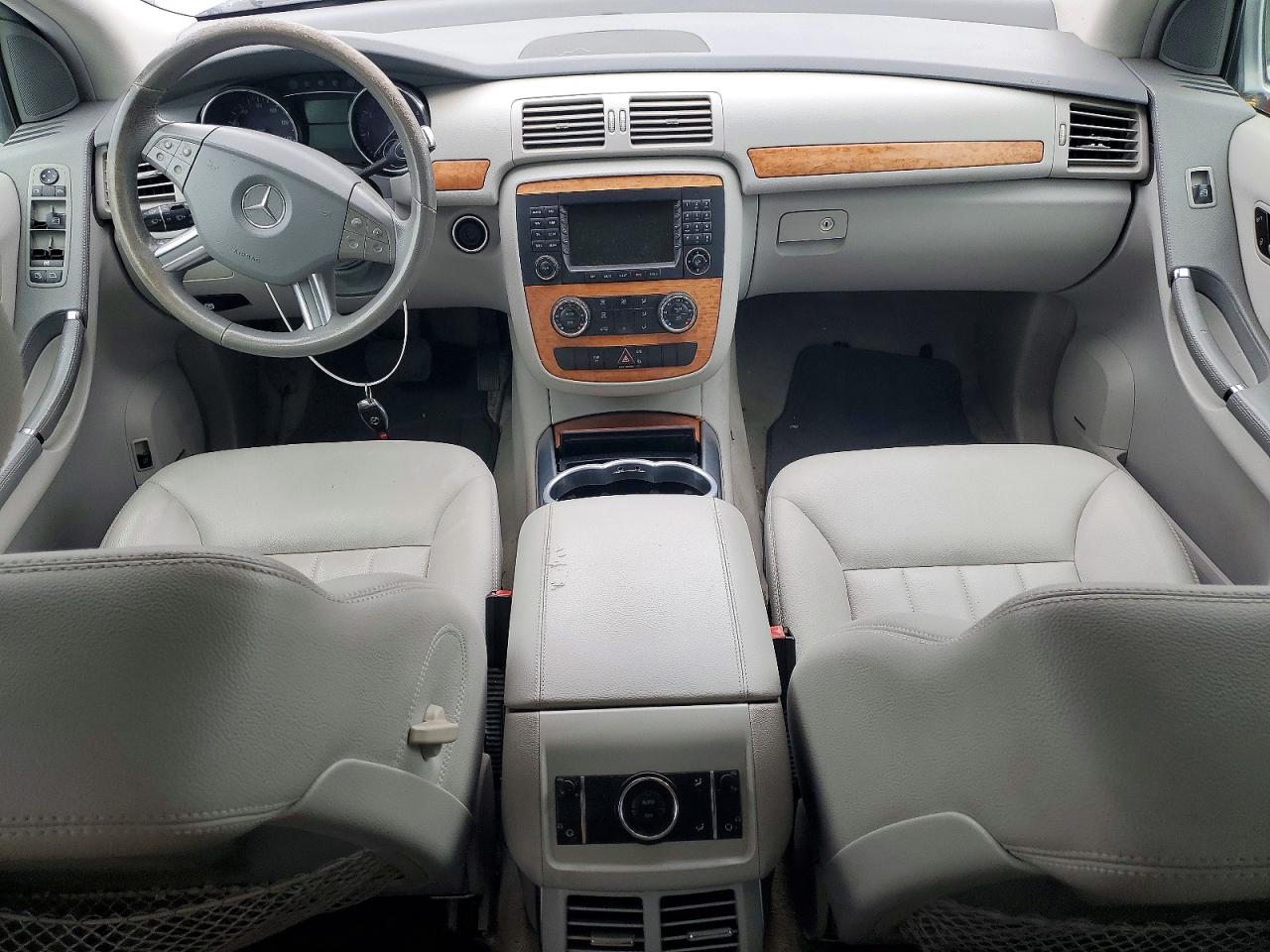 2007 MERCEDES-BENZ R-class VIN 4JGCB65E97A048255 photo 8