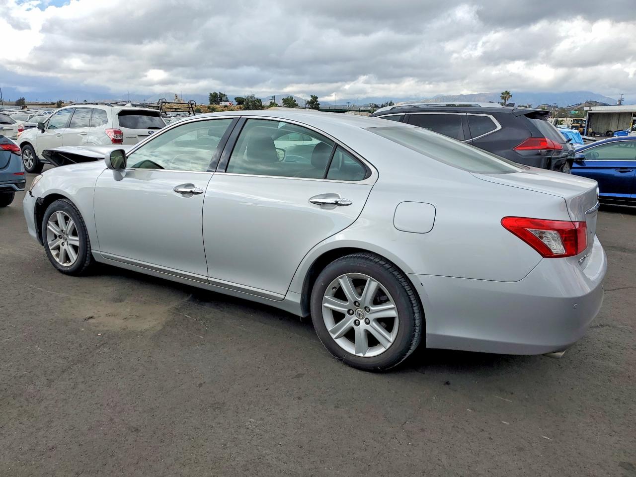 2007 Lexus ES350 VIN JTHBJ46GX72048149 photo 2