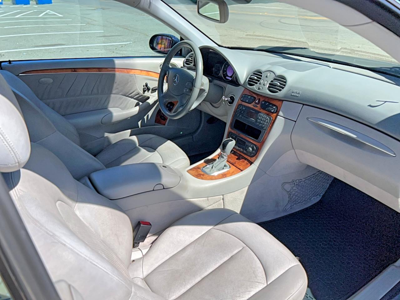 2003 Mercedes-Benz Clk-class VIN WDBTJ75J93F056586 photo 5